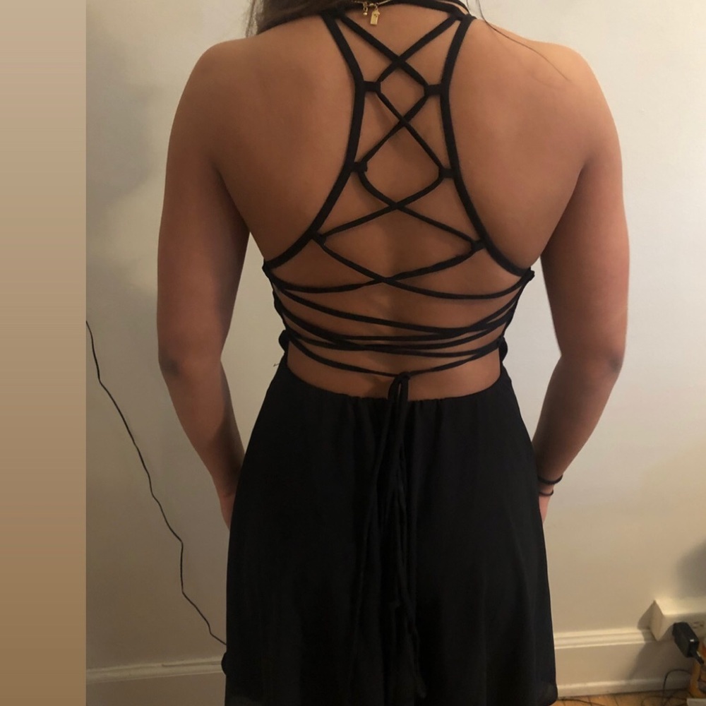 Black “Good Deeds black lace-up dress” fell lulus